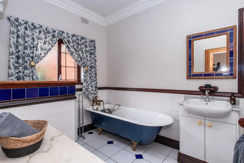 6 Bedroom Property for Sale in Plumstead Western Cape